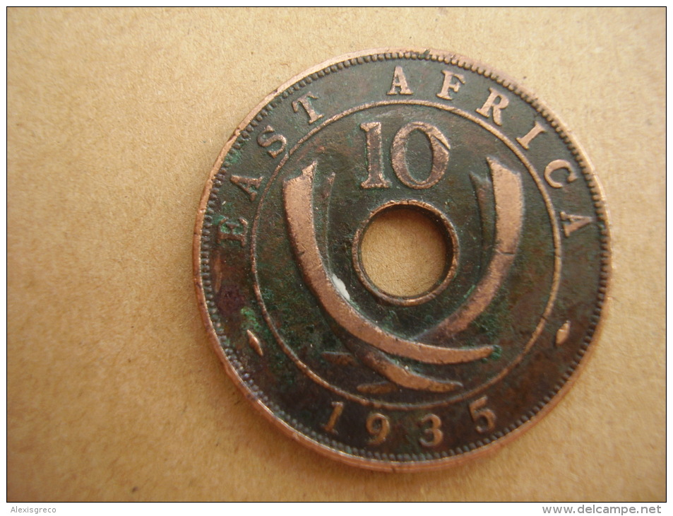 BRITISH EAST AFRICA USED TEN CENT COIN BRONZE Of 1935  - GEORGE V. - Colonia Británica