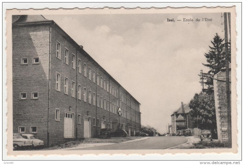 CPSM IZEL, ECOLE DE L'ETAT, AUTOS VOITURES ANCIENNES, Format 9 Cm Sur 14 Cm Environ, PROVINCE DU LUXEMBOURG, BELGIQUE - Chiny