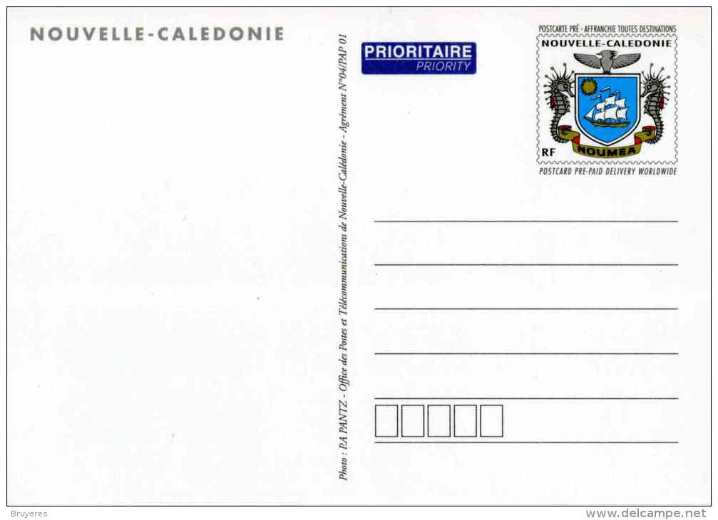 Entier Postal De 2004 Sur CP Avec Timbre "Armoiries De Nouméa" Et  Illust. "Nouméa : Le Phare Amédée" - Interi Postali