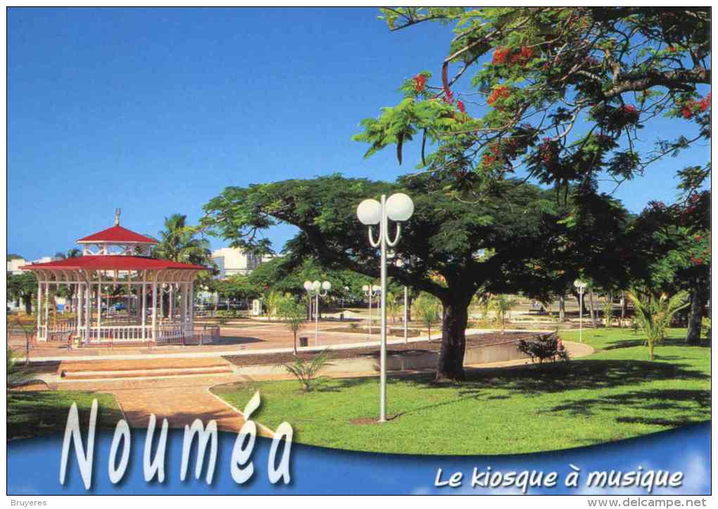 Entier Postal De 2004 Sur CP Avec Timbre "Armoiries De Nouméa" Et  Illust. "Nouméa : Le Kiosque à Musique" - Postwaardestukken