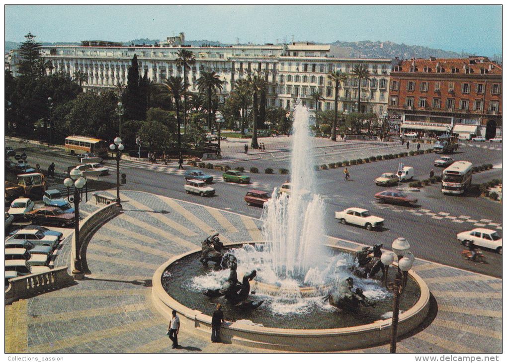 Cp , 06 , NICE , La Fontaine Et La Place Masséna - Squares