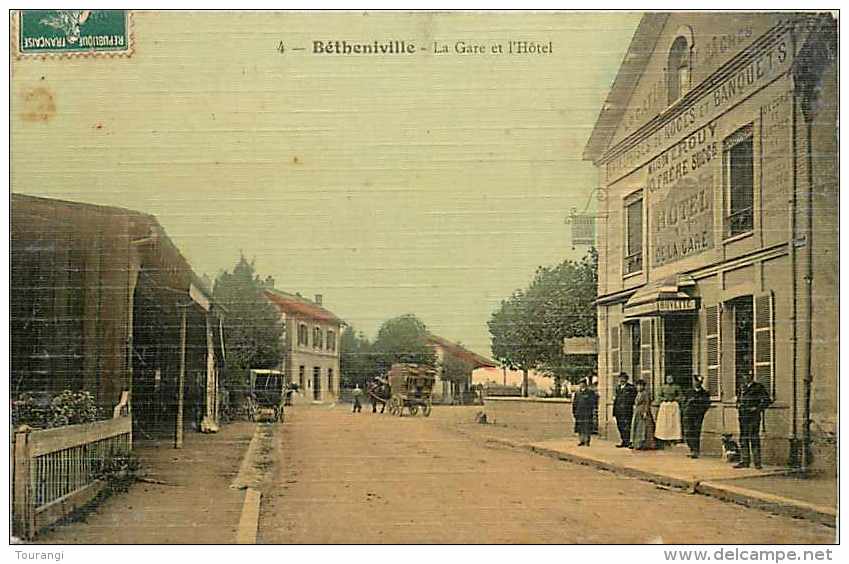 Août13b 103 : Bétheniville  -  Gare Et Hôtel - Bétheniville