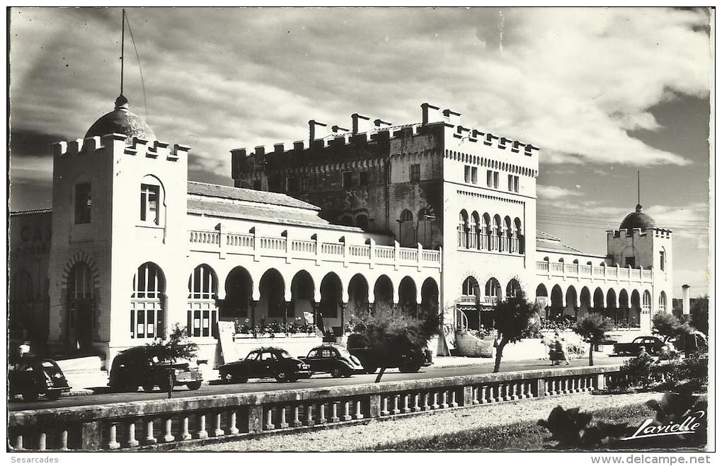 HENDAYE, LE CASINO ET LE GOLF MINIATURE (VOITURES) - Hendaye