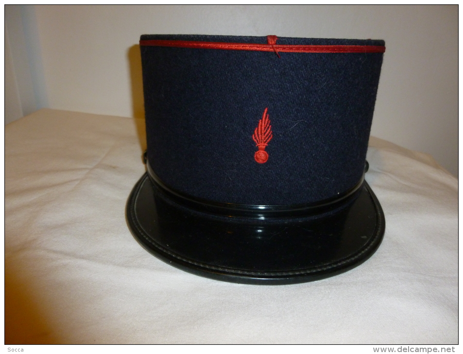 KEPI POMPIER FRANCAIS - Pompiers