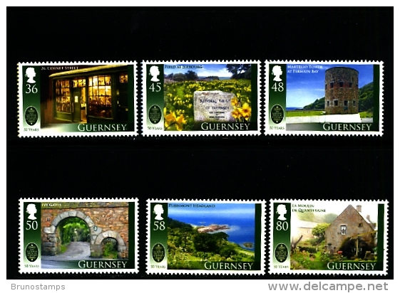 GUERNSEY - 2010  THE NATIONAL TRUST  SET   MINT NH - Guernesey