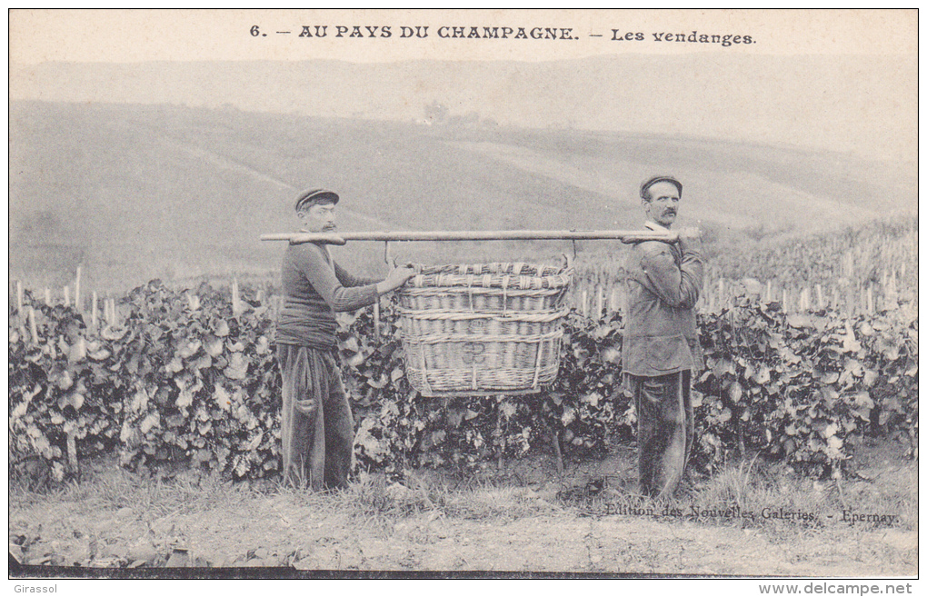 CPA  VENDANGES AU PAYS DE CHAMPAGNE  PORTEURS ANIMATION - Wijnbouw