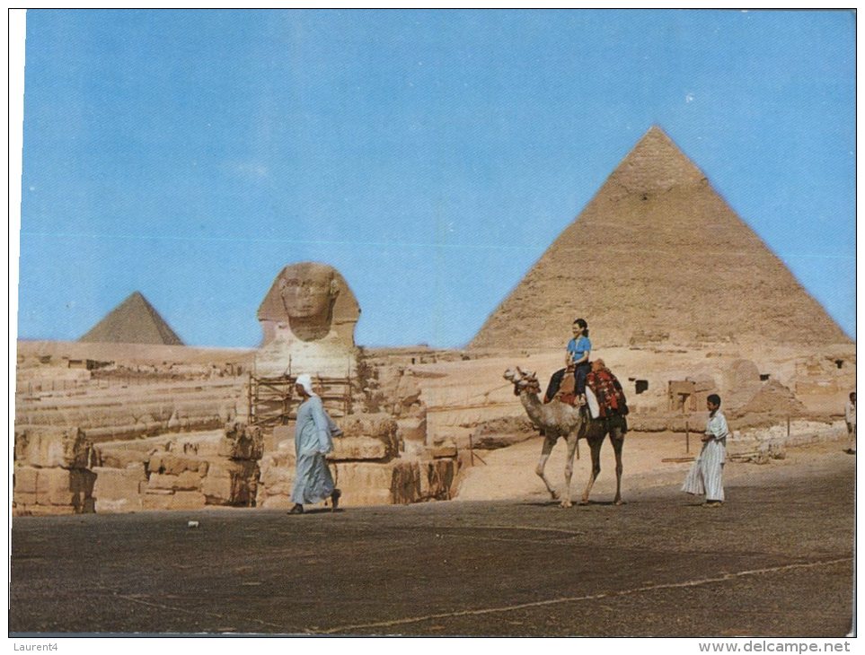 (111M) Egypt - Pyramid And Sphinx - Pyramids