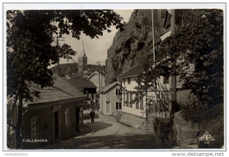 SWEDEN - FJÄLLBACKA - STREET SCENE - Suède