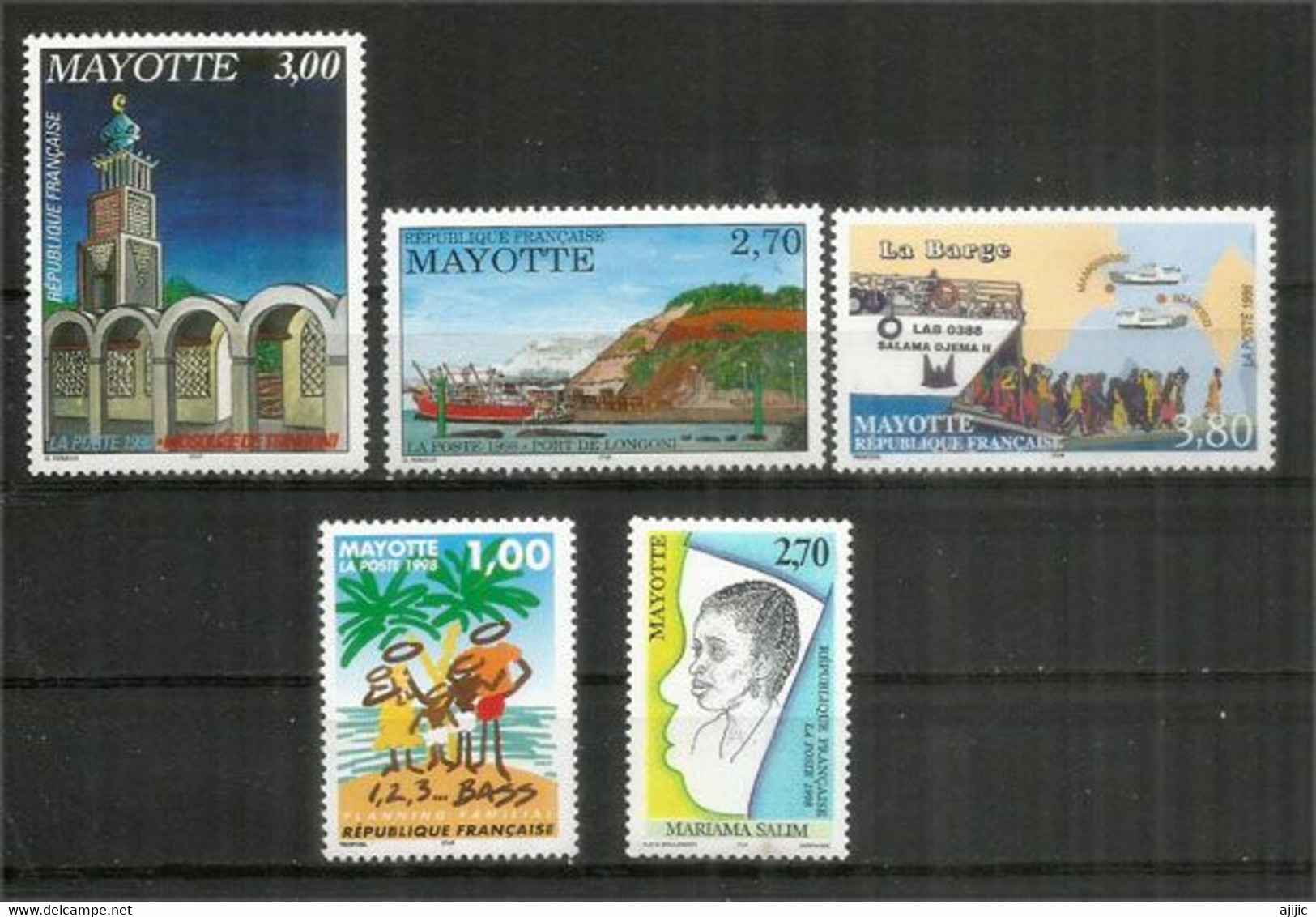 Année 1998.   5 T-p Neufs ** (Mosquée De Tsingoni,Port De Longoni,Barge Entre Grande-Terre Et Petite-Terre,etc) - Ungebraucht