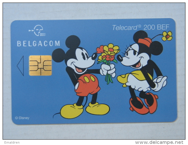 N° 13 & 36 (14 & 43). Mickey Mouse. 2 Scans. - Loten & Verzameling