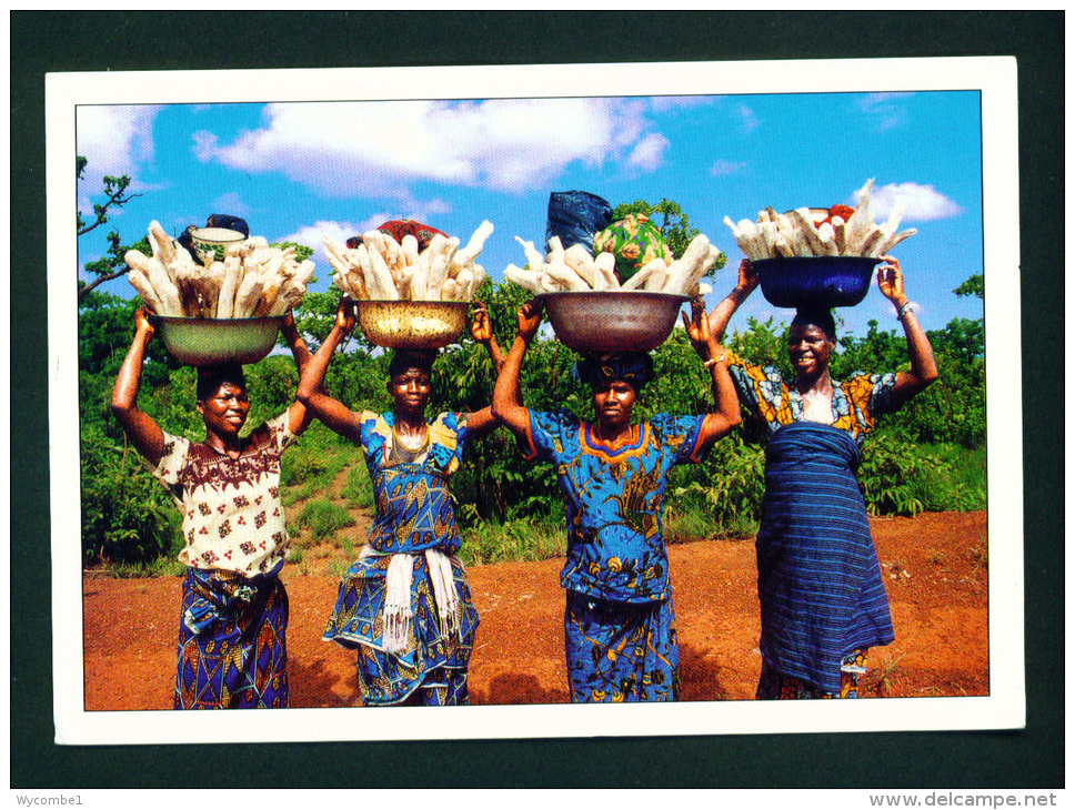 TOGO - En Route Por Le Marche (On The Way To Market) Used Postcard Sent To The UK As Scans - Togo