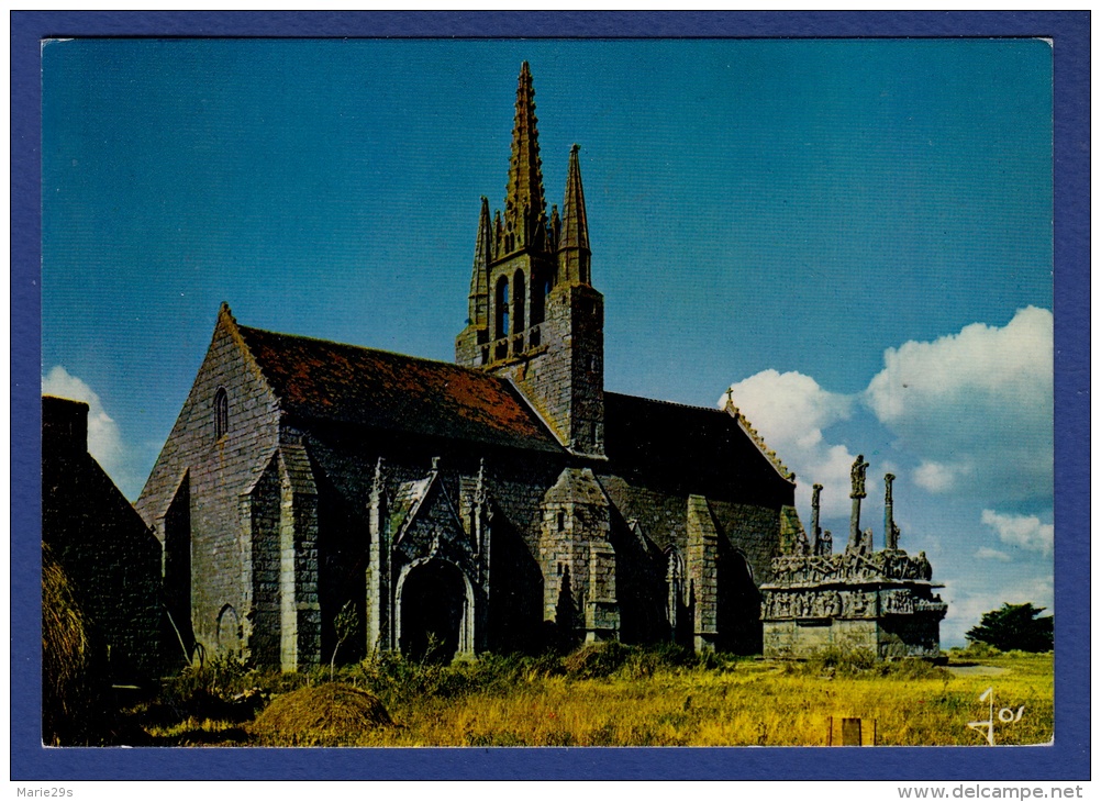29 SAINT-JEAN-TROLIMON Chapelle Notre-Dame De Tronoën, L'édifice Du XVe Siècle Et Le Calvaire - Saint-Jean-Trolimon