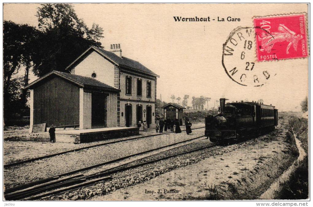 WORMOUTH LA GARE ,TRES BEAU PLAN,TRAIN PERSONNAGES A VOIR !!    REF 34051 - Wormhout