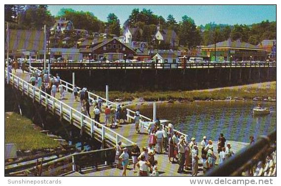 New Hampshire Manchester The Mount Washington Has Just Docked At Weirs New Hampshire - Manchester