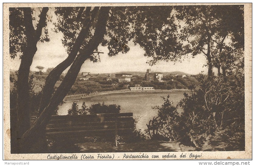 Italy, Castiglioncello, Portovecchio Con Veduta Dei Bagni. Ediz. Lucchesi Raffaelio E Figli. Tabaccheria N. 3. - Altri & Non Classificati