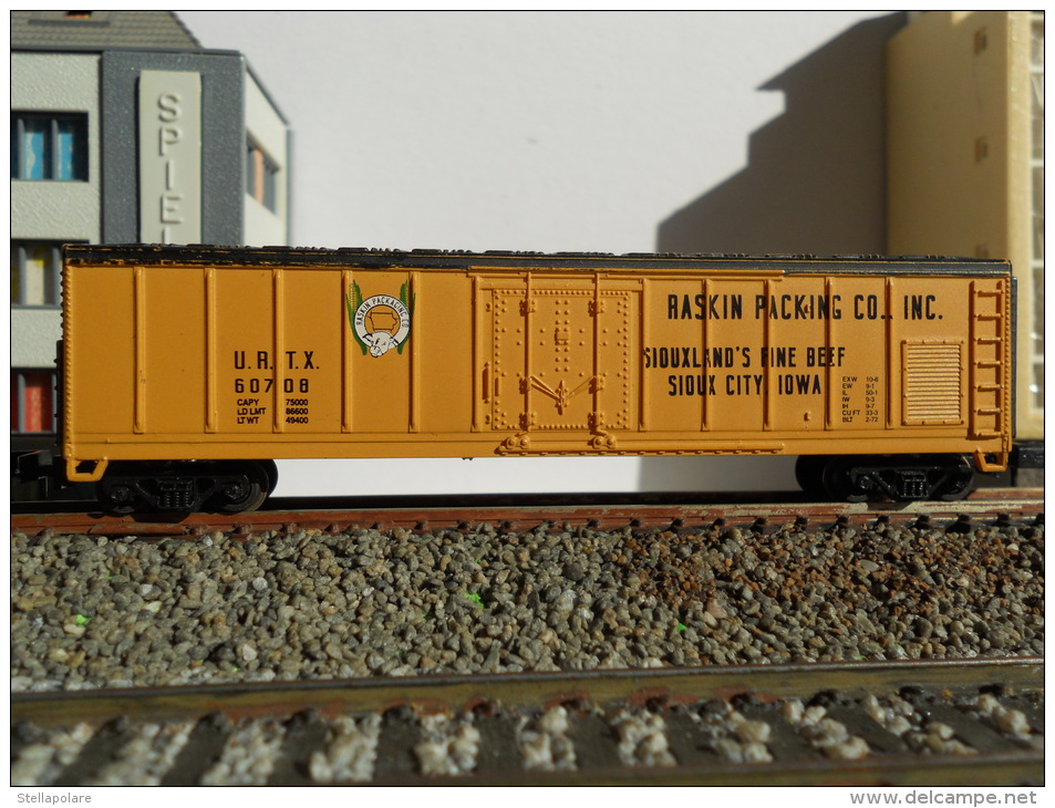 SCALA N -CARRO MERCI CHIUSO USA (BOXCAR) - RASKIN AND PACKING - Wagons Marchandises