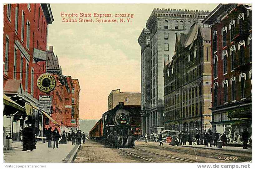 210229-New York, Syracuse, Salina Street, Train Empire State Express, Superior Quality PC Co No P-68453 - Syracuse