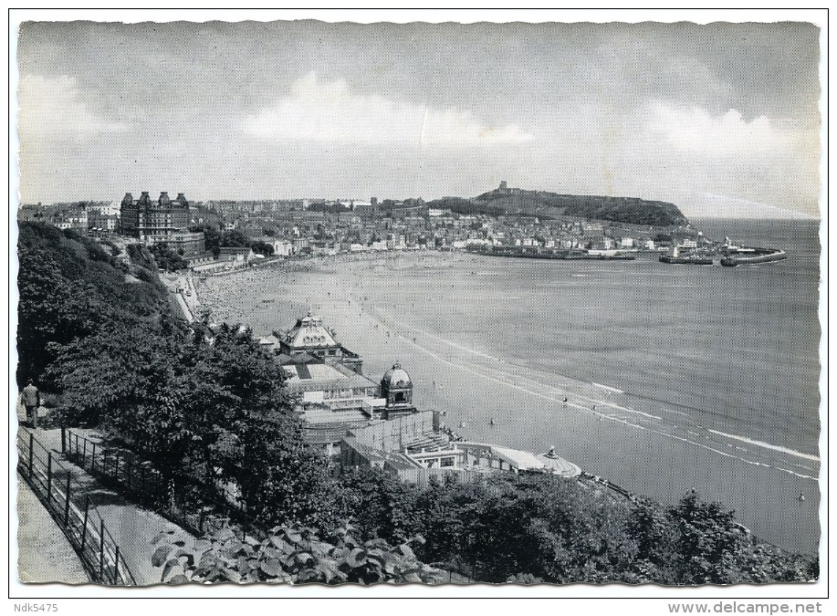 SCARBOROUGH : THE SPA AND SOUTH BAY (10 X 15cms Approx.) - Scarborough