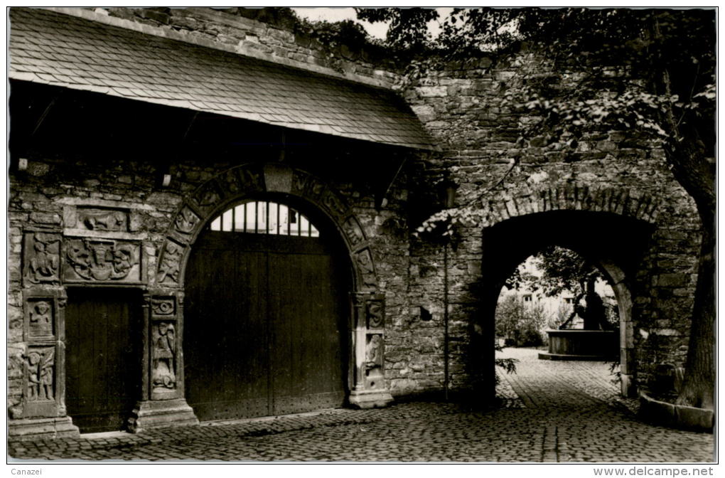 AK Remagen, Romansches Portal Mit Marienbrunnen, Ung - Remagen