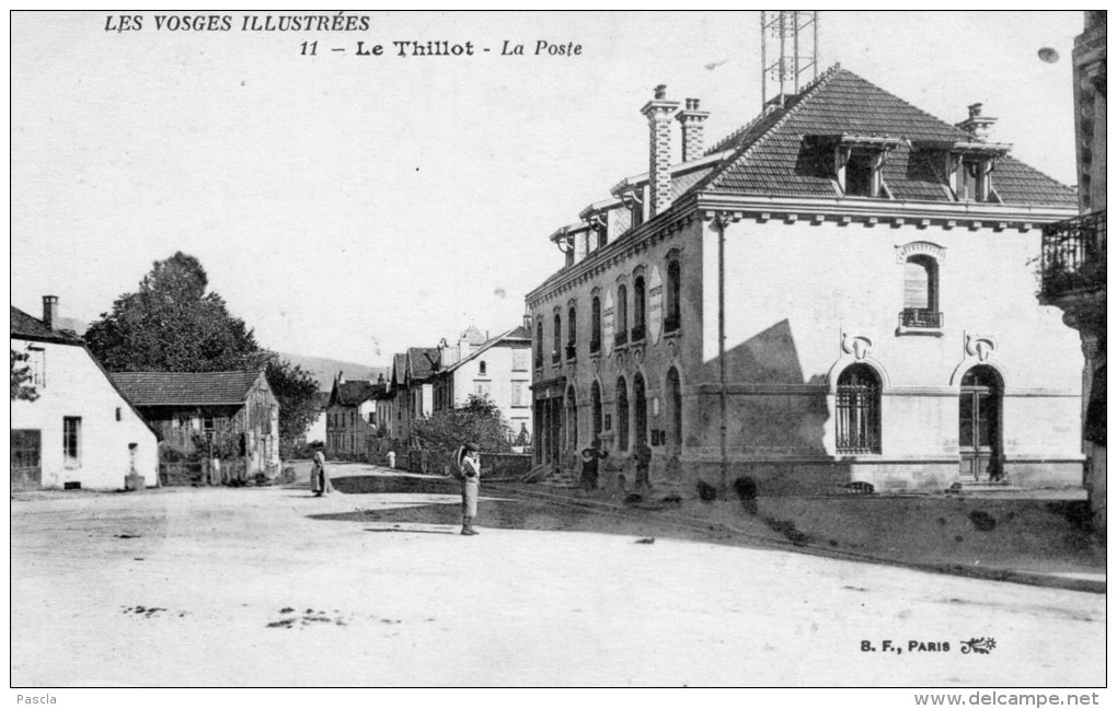 CPA LE THILLOT (88) L A Poste Personnage - Le Thillot