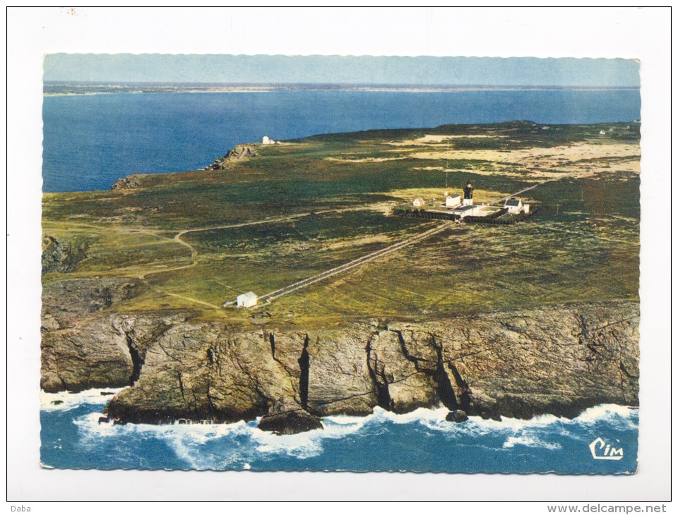 Ile De Groix. Vue Aérienne. La Côte Sauvage Et Le Grand Phare. - Groix