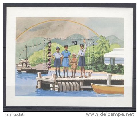 Dominica - 1979 Scouting Girls Block MNH__(TH-1117) - Dominica (1978-...)
