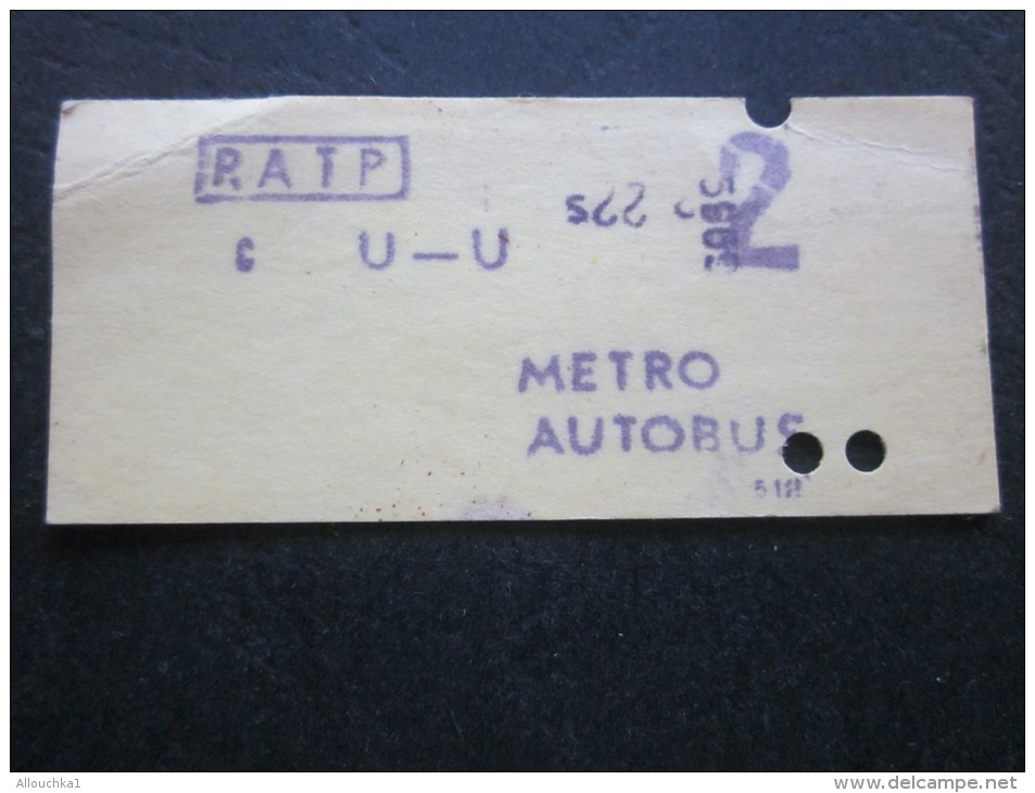 Ticket Billet Titre De Transport Métro  Bus RATP Régie Des Transports Parisiens - Europa