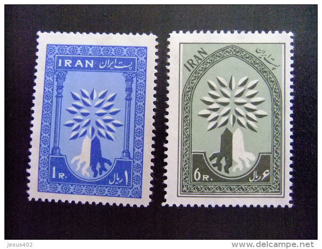 IRAN -  AÑO DEL REFUGIADO 1960 - WORLD REFUGEE YEAR   -- Yvert & Tellier Nº 956 / 957 ** MNH - Refugiados