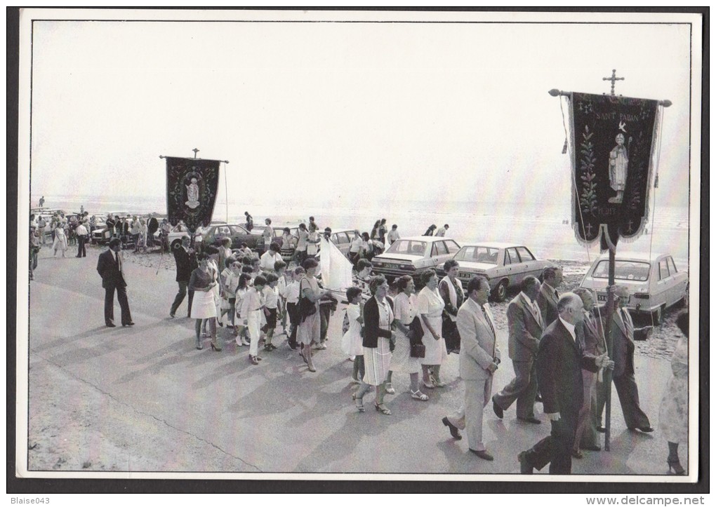 CPM 29 - Penhors - Pardon 1984 - Procession - 3 - Photo Yvon Kervinio - Autres & Non Classés