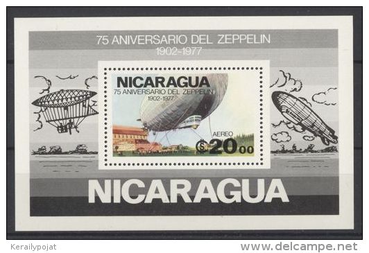 Nicaragua - 1977 Zeppelin Block MNH__(TH-2146) - Nicaragua