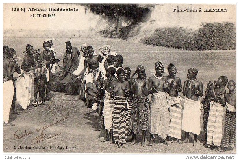 Afrique  Guinée   Tam Tam A  Kankan    ( Voir Scan) - Guinea