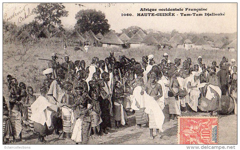 Afrique  Guinée     Tam-Tam Djallonké    ( Voir Scan.) - Guinea