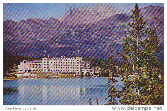 Chateau Lake Louise Banff National Park Canada - Lac Louise