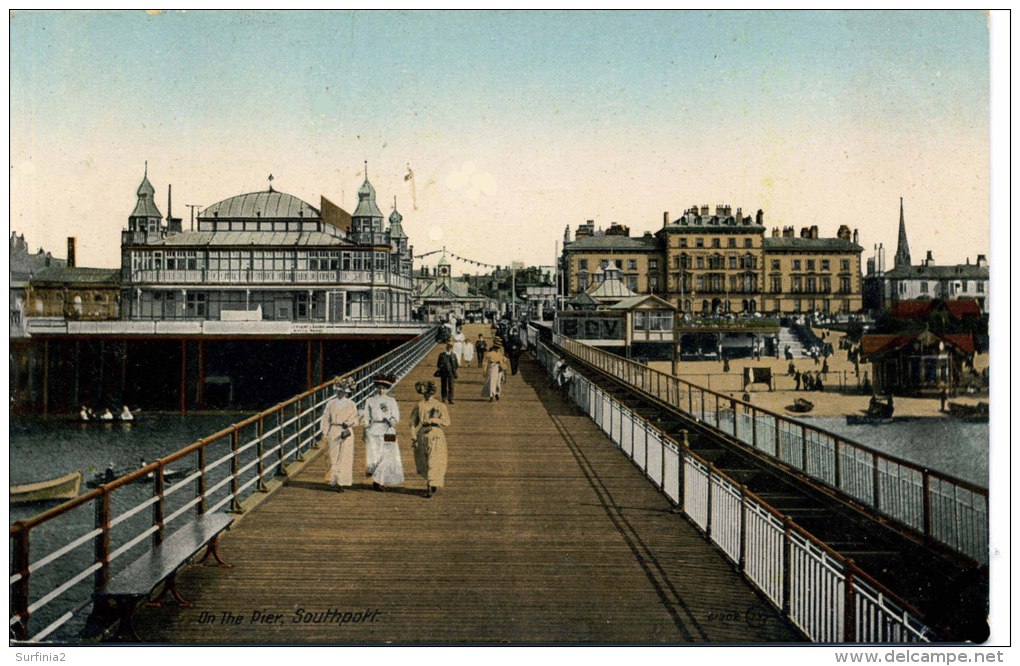 LANCS - SOUTHPORT - ON THE PIER La580 - Southport