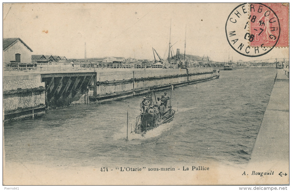 BATEAUX - " L'OTARIE " Sous Marin - LA PALLICE - Sous-marins