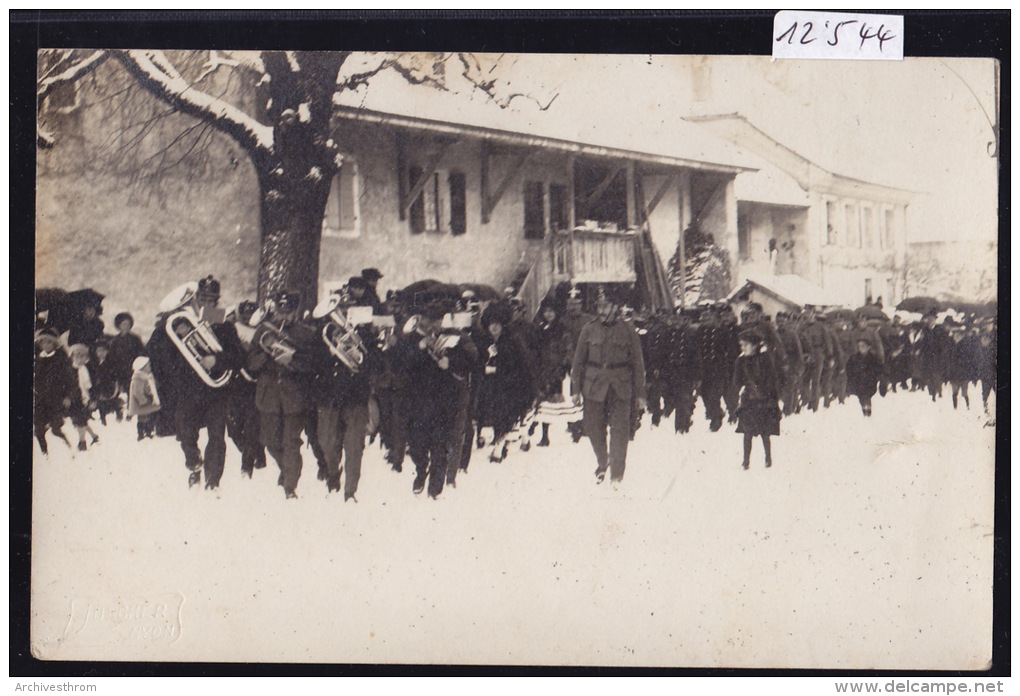 Défilé D'une Fanfare Et Cortège Dans Et Sous La Neige (vers Nyon, Bursins - Gilly - Vinzel ? Vaud ) Ca 1925 (12´544) - Bursins