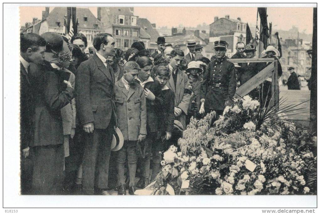 Aerschot  : Inhuldiging Oorlogsmonument Grote Markt - Aarschot