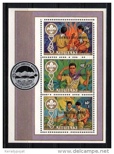 Aitutaki - 1983 Scouts Overprint Block MNH__(TH-2460) - Aitutaki