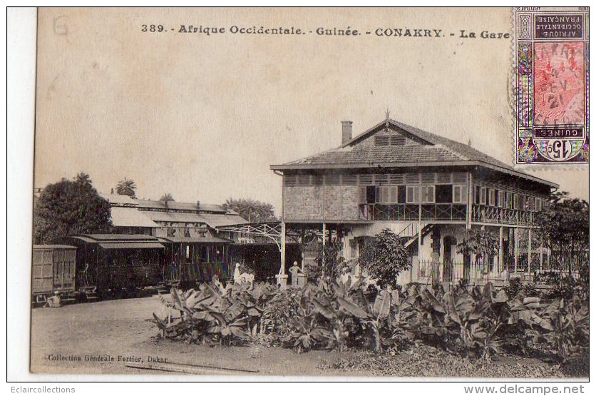 Afrique Noire  Guinée  Conakry:   La Gare    (voir Scan) - Guinea