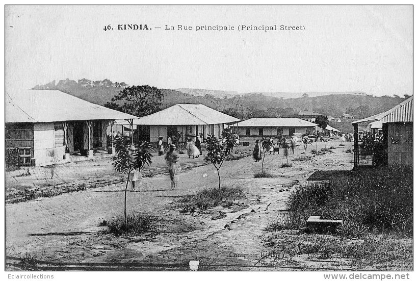 Afrique Noire  Guinée  Kindia :   La Rue Principale    (voir Scan) - Guinea