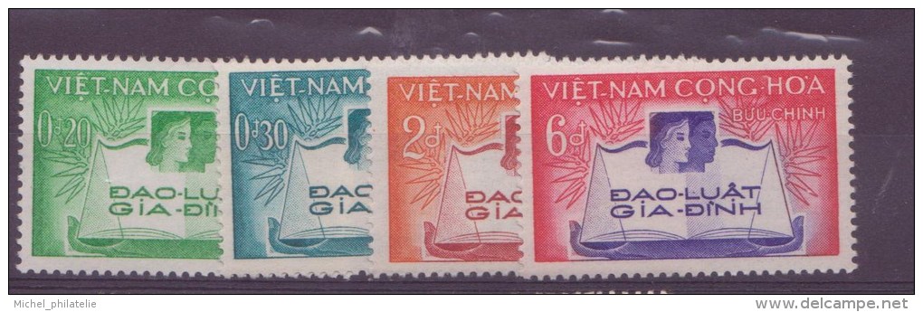Viet-Nam  N° 130 à 133 Et 134 à 137 Et 138 à 141** - Viêt-Nam