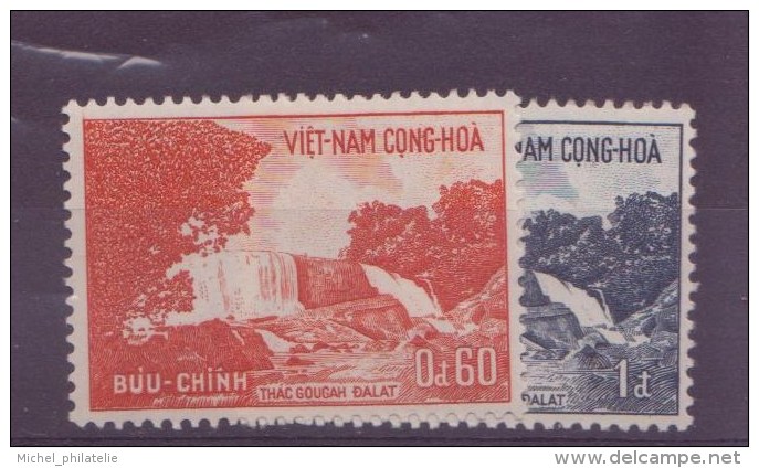 Viet-Nam N° 204 - 205 + 206 à 209 + 210 à 213** - Vietnam