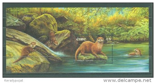 Ireland - 2002 Native Mammals Block MNH__(TH-8353) - Hojas Y Bloques