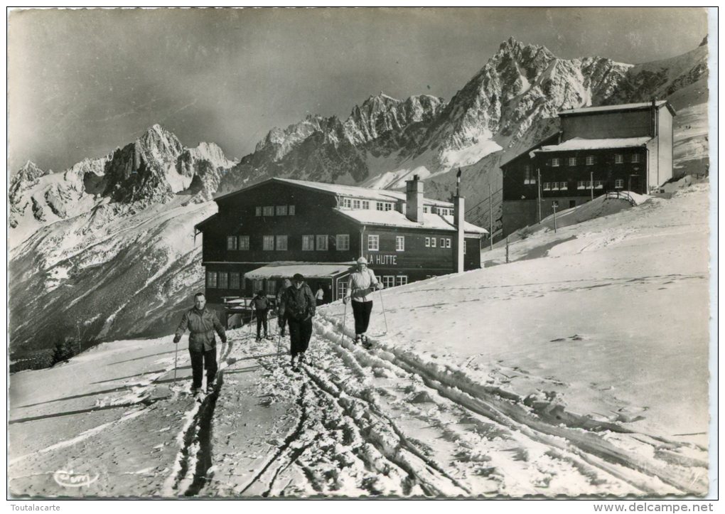 CPSM 74  LES HOUCHES BELLEVUE GARE D ARRIVEE DU TELEPHERIQUE LA HUTTE ET LA CHAINE   Grand Format 15 X 10,5 - Les Houches