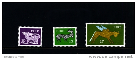 IRELAND/EIRE - 1977  SYMBOLICAL ANIMALS  SET  MINT NH - Nuevos