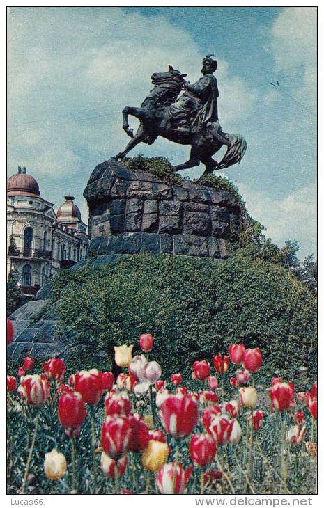 C1960 KIEV MONUMENT TO BODGAN KHMELNITSKY - Russie