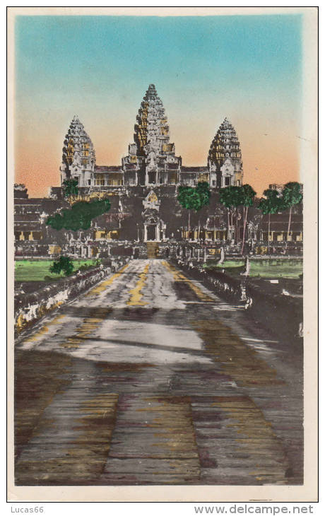 V1950 ANGKOR VAT - VUE GENERALE - Cambodge