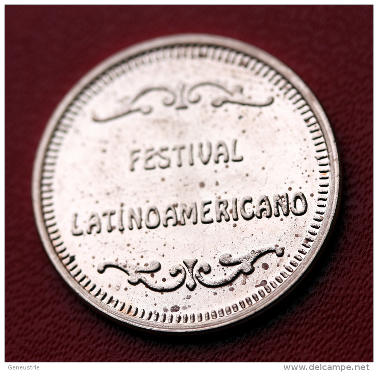 Token Jeton " 1 / Festival Latino-americano" (USA Ou Angleterre ?) Amusement Fête Casino - Other & Unclassified