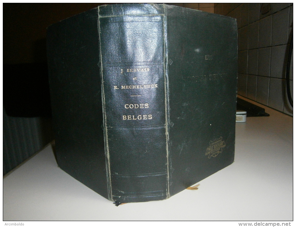 Les Codes Belges - 20° édition 1933 (lois, Décrets, Arrêtés, Droit) Par Servais Et Mechelynck Ed Bruylant Bruxelles - Derecho