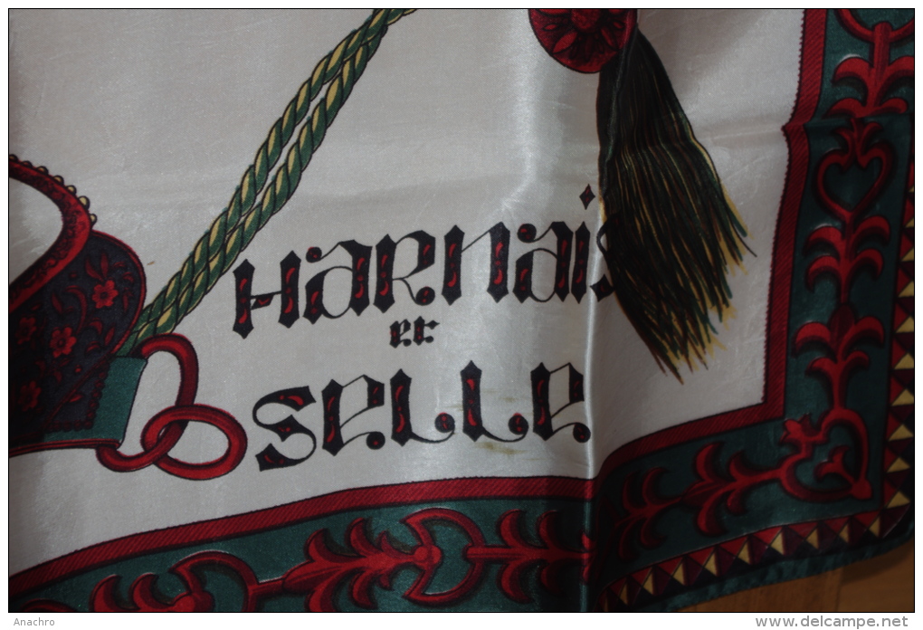 FOULARD SELLE CHEVAUX Et HARNAIS D´ EMPIRE  / 67 X 67 Cms - Halstücher & Schals